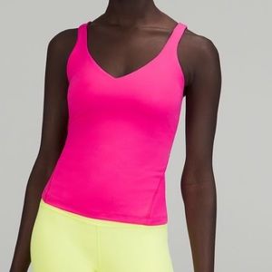 Sonic pink align tank